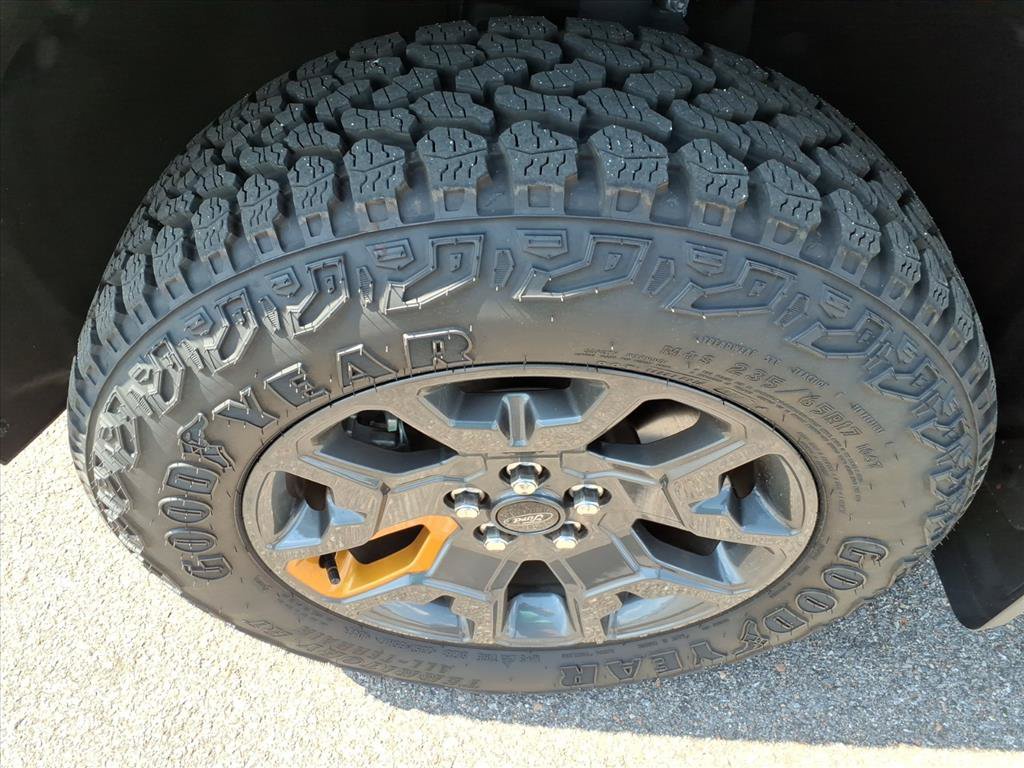 Used 2025 Ford Maverick Tremor AWD/4WD image 4