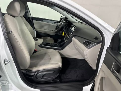 Used 2019 Hyundai Sonata SE image 28