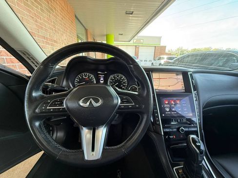 Used 2018 INFINITI Q50 Luxe w/ Essential Package (3.0T Luxe) AWD/4WD image 33