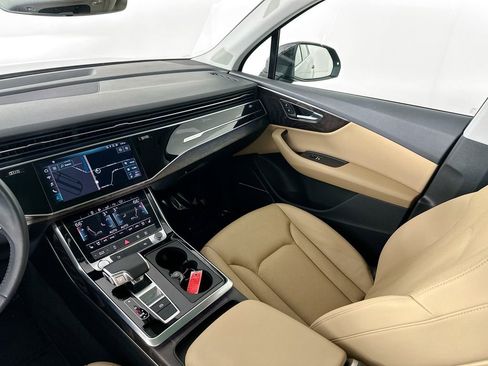 Used 2020 Audi Q7 3.0T Premium Plus image 24