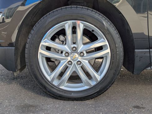 Used 2018 Chevrolet Equinox Premier w/ Infotainment II Package AWD/4WD image 49