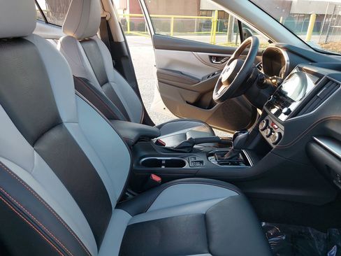 Certified 2023 Subaru Crosstrek 2.5i Limited w/ Moonroof Package AWD/4WD image 10