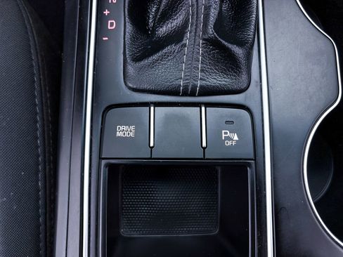 Used 2019 Kia Sorento S FWD image 24