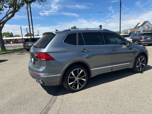 Used 2022 Volkswagen Tiguan SEL R-Line AWD/4WD image 4