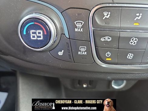 Used 2023 Chevrolet Traverse LT w/ LPO, Floor Liner Package AWD/4WD image 9