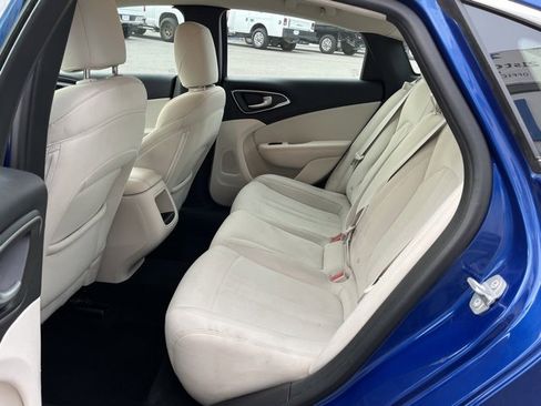 Used 2015 Chrysler 200 Limited image 34
