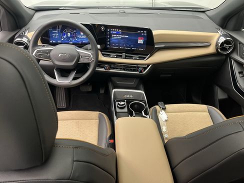 New 2026 Chevrolet Equinox ACTIV w/ Convenience Package III image 4