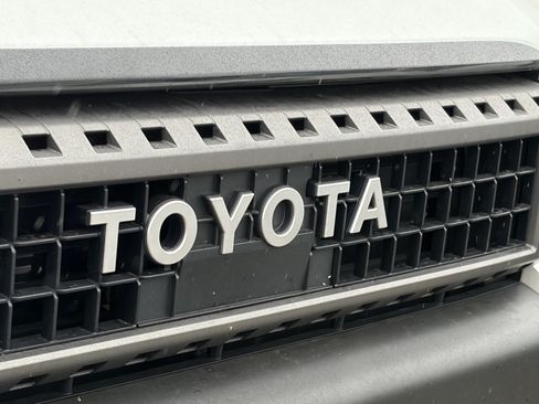 Used 2025 Toyota Land Cruiser w/ Premium Package AWD/4WD image 4