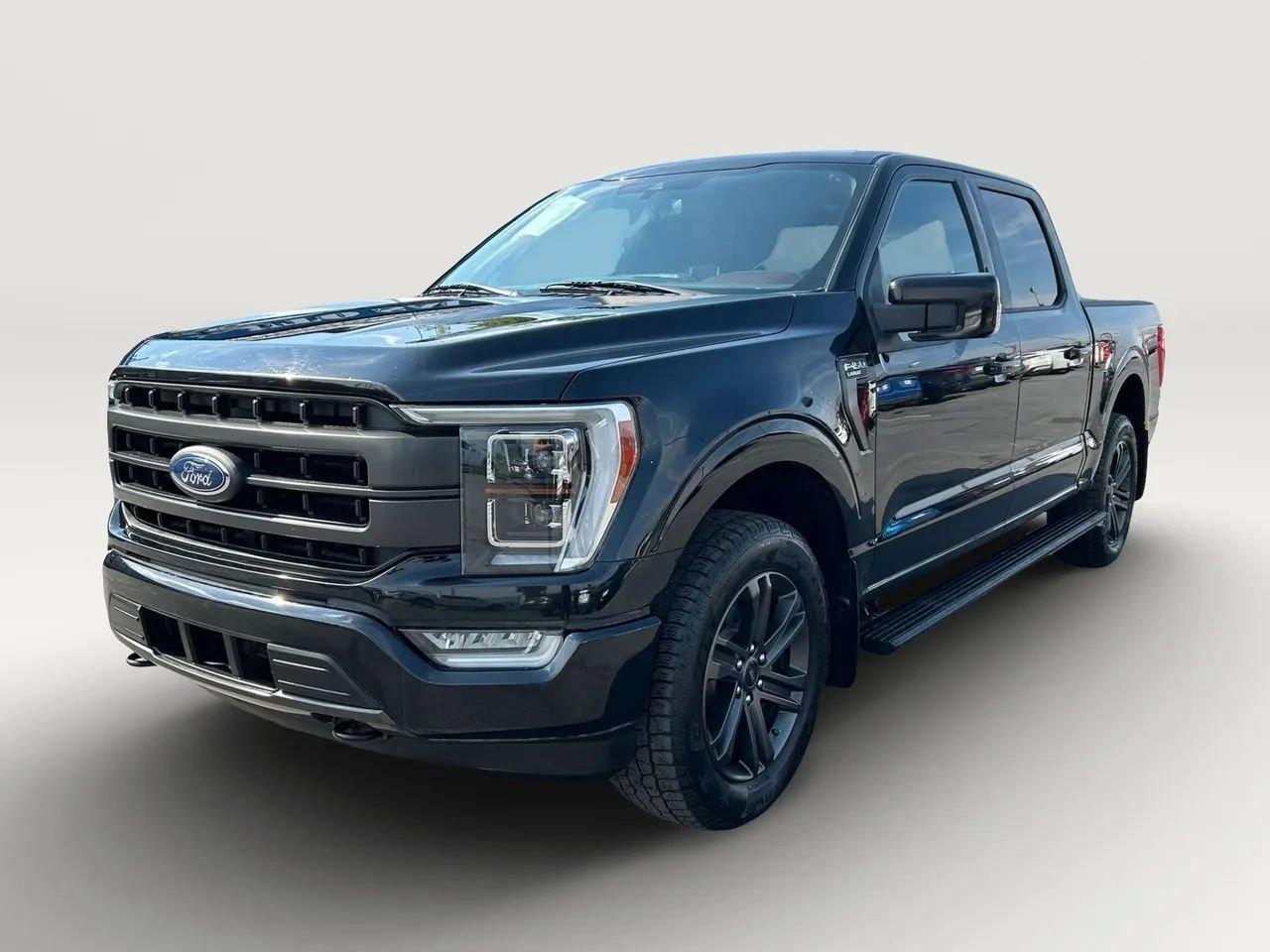 Used 2021 Ford F150 Lariat w/ Equipment Group 502A High AWD/4WD image 3