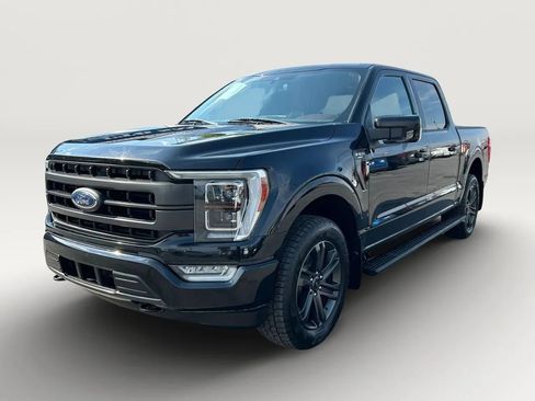 Used 2021 Ford F150 Lariat w/ Equipment Group 502A High AWD/4WD image 3