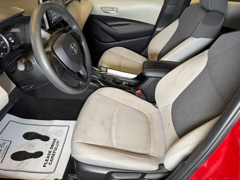 Used 2020 Toyota Corolla LE FWD image 20