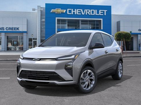 New 2027 Chevrolet Bolt LT w/ Comfort Package FWD image 31