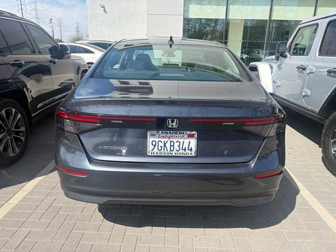 Used 2023 Honda Accord EX image 5