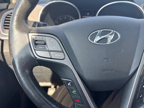 Used 2016 Hyundai Santa Fe SE w/ Option Group 03 AWD/4WD image 39