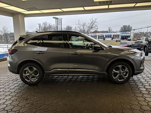 Used 2024 Ford Escape ST-Line w/ Tech Pack #1 image 4