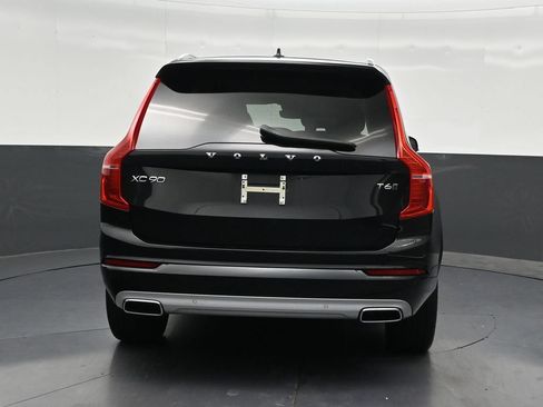 Used 2021 Volvo XC90 T6 Momentum AWD/4WD image 4