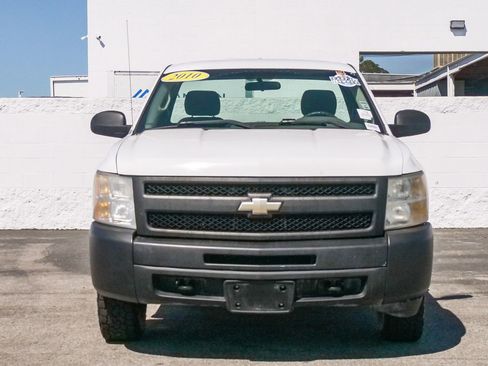 Used 2010 Chevrolet Silverado 1500 W/T w/ Skid Plate Package AWD/4WD image 2