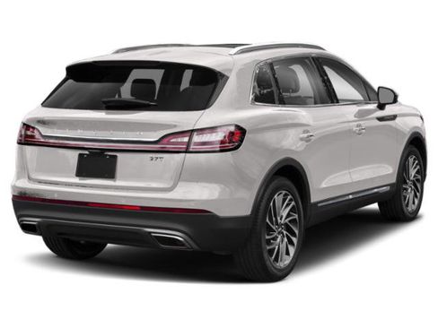 Used 2019 Lincoln Nautilus Reserve image 2