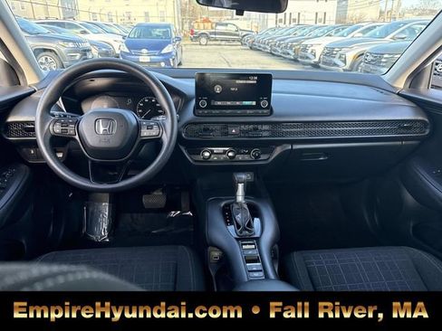 Used 2023 Honda HR-V LX image 13
