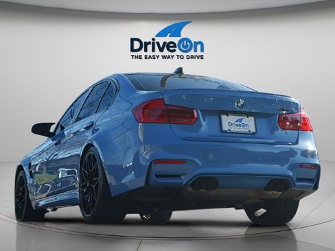 Used 2018 BMW M3 image 4