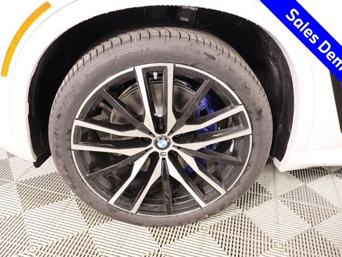 New 2026 BMW X5 xDrive40i w/ Executive Package AWD/4WD image 18