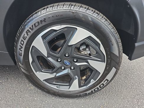 Used 2024 Subaru Crosstrek 2.5i Limited image 32