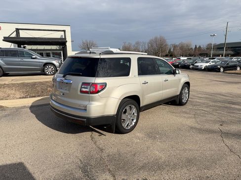 Used 2017 GMC Acadia Limited SLT image 5