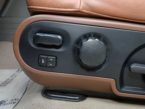 Used 2005 Ford F150 King Ranch RWD image 28