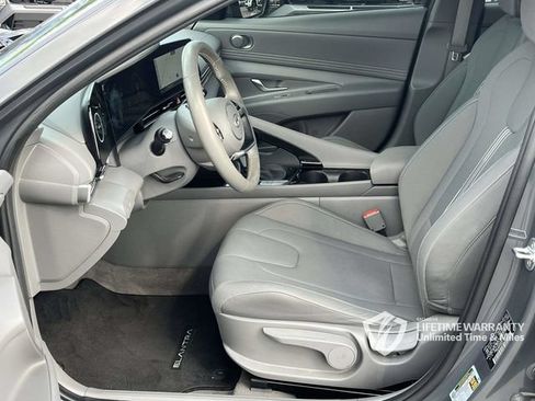 Certified 2024 Hyundai Elantra SEL w/ Convenience Package FWD image 15