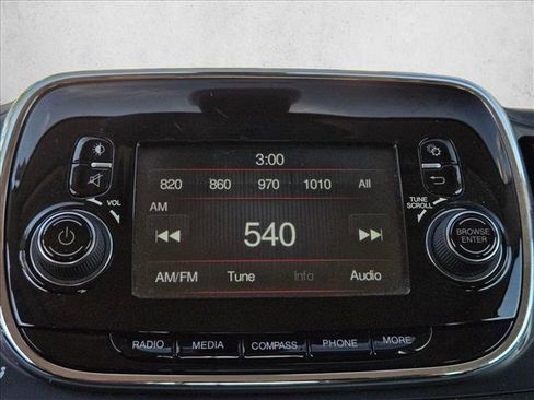 Used 2017 FIAT 500 Pop image 13