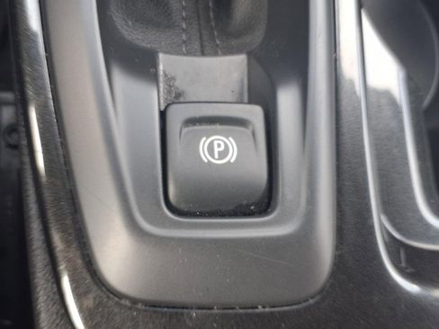 Used 2025 Chevrolet TrailBlazer LT image 12