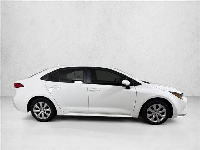 Used 2025 Toyota Corolla LE w/ Convenience Package FWD image 2