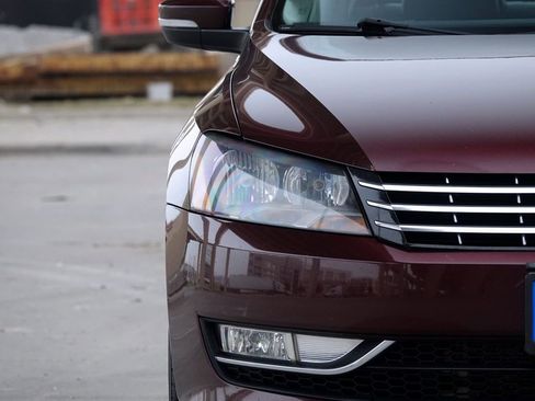 Used 2013 Volkswagen Passat TDI SEL Premium image 19