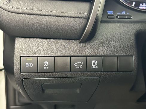 Used 2023 Toyota Camry SE image 14