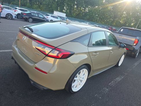 Used 2025 Honda Civic Sport image 4