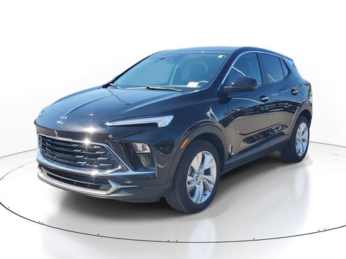 Used 2025 Buick Encore GX Preferred FWD image 3