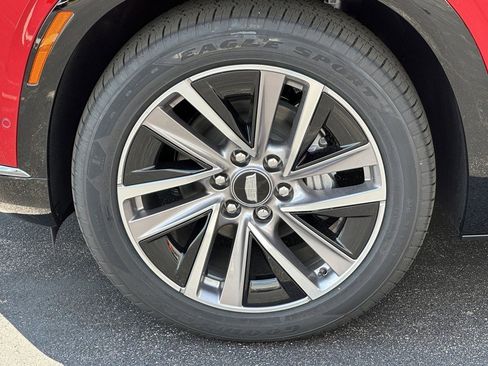 New 2026 Cadillac Vistiq Sport image 5