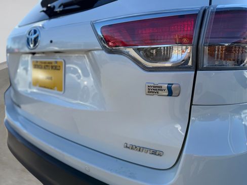 Used 2016 Toyota Highlander Limited image 50