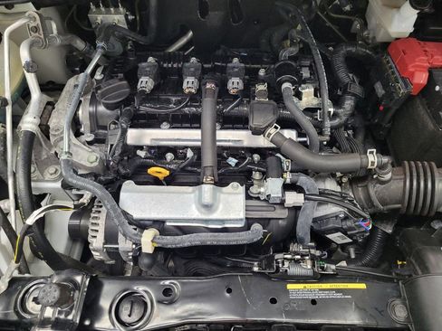 Used 2025 Nissan Versa S w/ Trunk Package FWD image 30