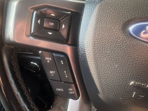 Used 2019 Ford Expedition Max Platinum AWD/4WD image 13