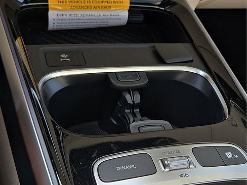 New 2026 Mercedes-Benz GLB 250 image 21