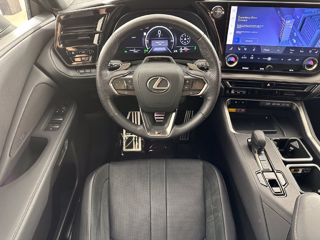 Used 2024 Lexus TX 500h AWD w/ Technology Package image 31