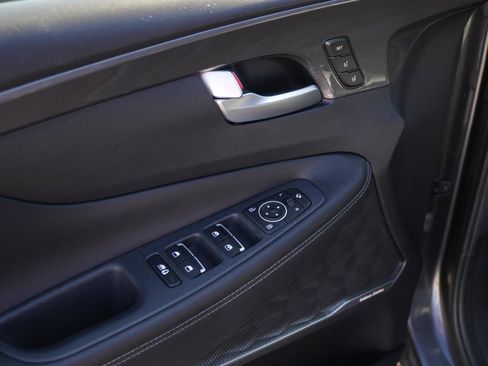 Used 2023 Hyundai Santa Fe Limited image 14