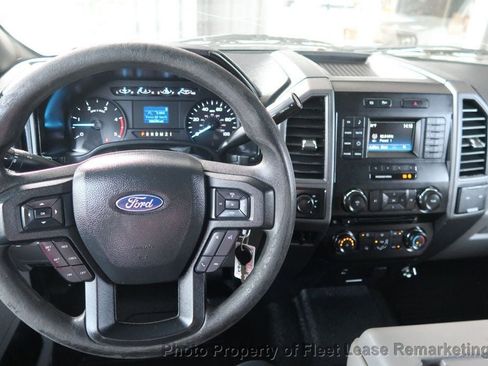 Used 2018 Ford F250 XL w/ Power Equipment Group AWD/4WD image 48