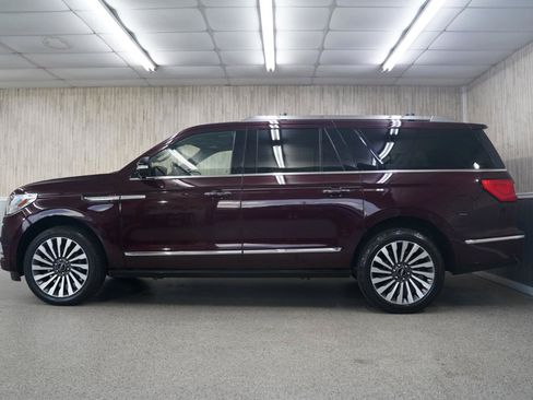 Used 2021 Lincoln Navigator L Reserve w/ Luxury Package AWD/4WD image 5