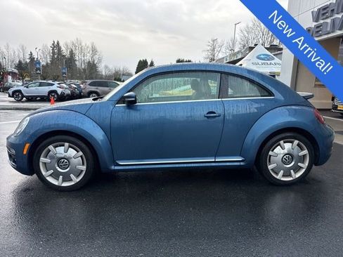 Used 2019 Volkswagen Beetle 2.0T SE image 4