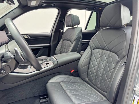 Used 2024 BMW X5 xDrive50e w/ M Sport Package AWD/4WD image 44