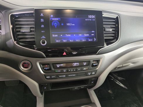 Used 2023 Honda Ridgeline RTL image 18