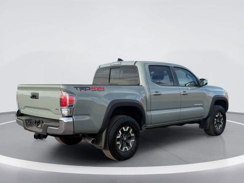 Used 2023 Toyota Tacoma TRD Off-Road AWD/4WD image 4