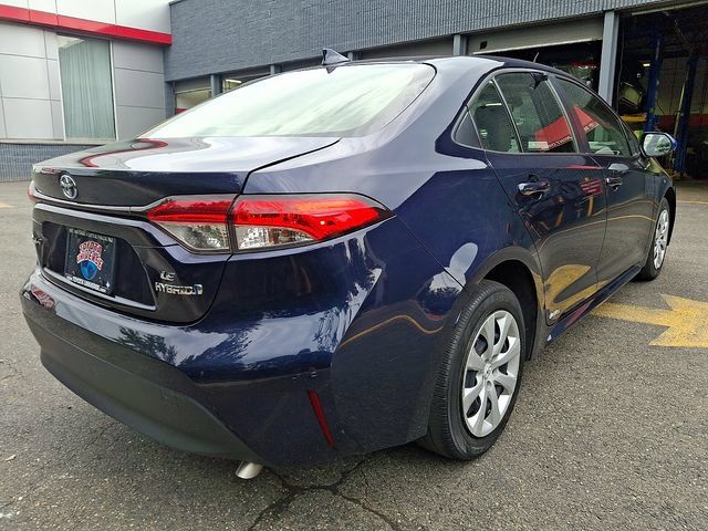 Certified 2024 Toyota Corolla LE AWD/4WD image 4